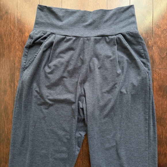 Vuori Lux At Ease Women's Pants Navy Gray Size S Casual Athleisure Lounge Active - Picture 2 of 6
